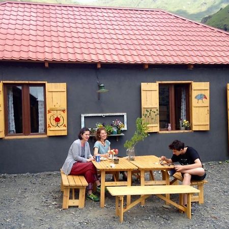 Sno House In Kazbeg Hotel Kültér fotó