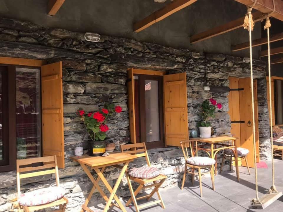 Sno House In Kazbeg Hotel Kültér fotó